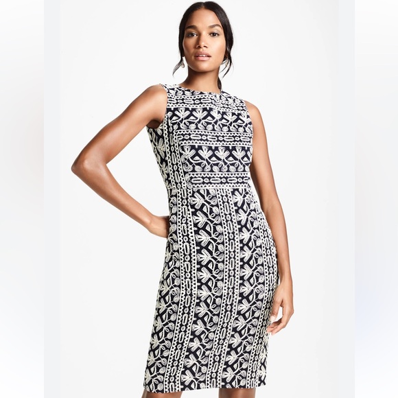 Brooks Brothers Dresses & Skirts - Brooks Brothers Embroidered Dress Size 12P